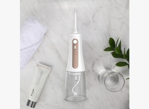 Cara Membersihkan Gigi Di Rumah